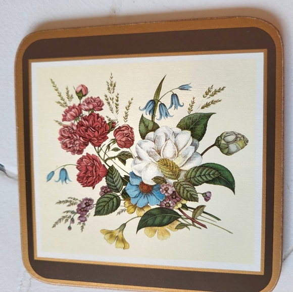 VINTAGE English Life six coasters, Made in England Floral Spray Cork Flowers - Picture 9 of 12